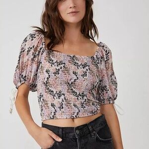 Free People Smocked Puff Sleeve Floral Crop Top In Soft